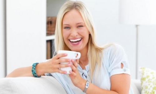 Sindrome premestruale: le tisane hanno un effetto depurante e calmante sul corpo.