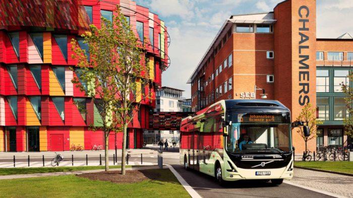 autobus a biogas ed elettrici