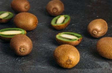 Carenza di vitamina C: sintomi e rimedi naturali