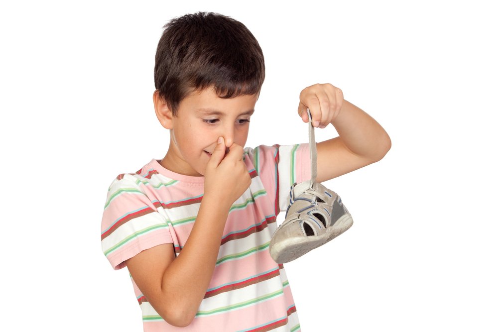Cattivi odori delle scarpe e muffe: come eliminarli naturalmente ... Eliminare puzza scarpe