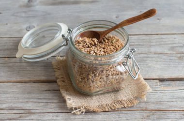 Benefici e proprietà del farro, ricette e utilizzi