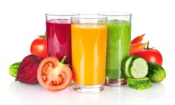 Come scegliere tra frullatore o centrifuga o ancora estrattore di succo a freddo: a ognuno il suo!