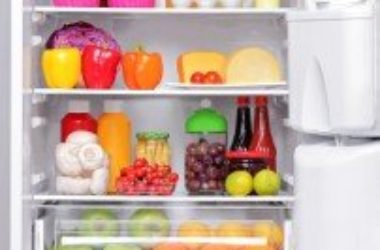 Tutti i consigli ed i suggerimenti per pulire il frigorifero in modo naturale