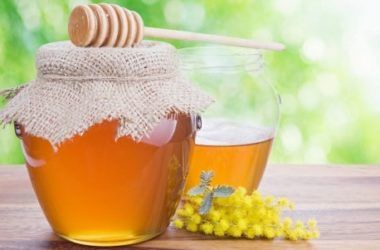 Miele di acacia: proprietà e benefici