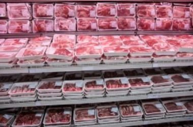 La carne rossa fa male: a rischio cancro per uno zucchero