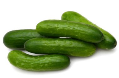 Le virtù dei cetrioli, molto sani dal punto di vista nutrizionale e utili anche per la bellezza
