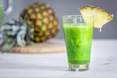 Le ricette di smoothie contro l’acne per una pelle perfetta