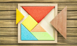 Tanti giochi in legno, idee ecologiche da regalare ai bambini