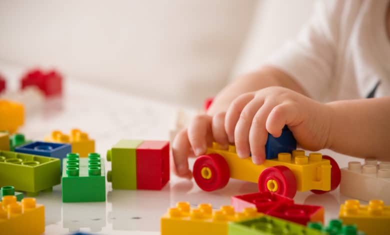 come pulire la plastica