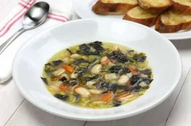 Zuppa di fagioli cannellini e cavolo nero: ricetta e ingredienti