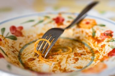 Tante ricette con gli avanzi con molte idee per pasta, pollo e pane