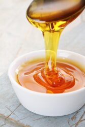Melassa, proprietà e utilizzi in cucina