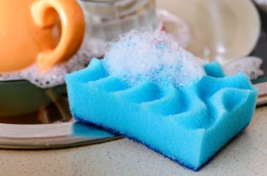 Come fare un detersivo per piatti in modo naturale