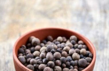 Che cos’è il pimento e come possiamo utilizzare in cucina il pepe garofanato