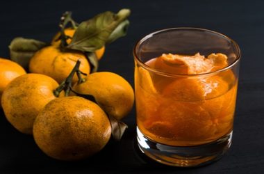 Come si fa il liquore al mandarino: ecco la ricetta casalinga facile da preparare