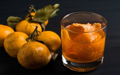 Come si fa il liquore al mandarino: ecco la ricetta casalinga facile da preparare