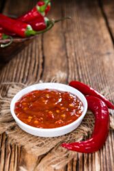 Come preparare in casa la salsa Sambal, la tipica salsa piccante dall’Indonesia