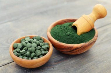 Speciale alga spirulina: scopriamone tutte le proprietà ed i benefici, quanto consumarne e se ha controindicazioni