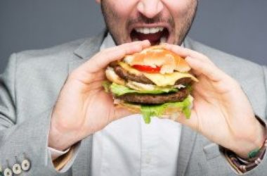 Indice di sazietà: cos’è e come si valuta quanto il cibo riempie lo stomaco