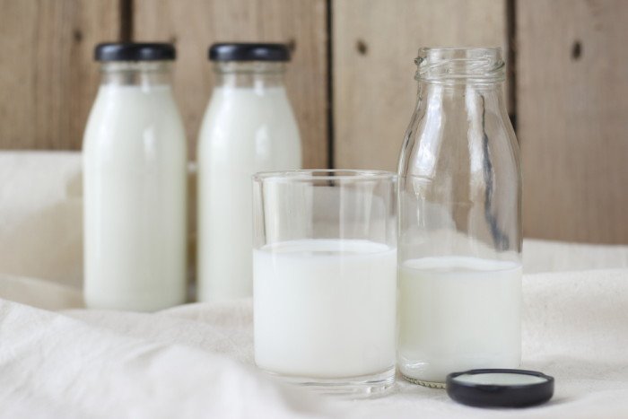 Come pulire divano in pelle: consigli pratici e metodi naturali ... Come lavare divano in microfibra