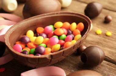 Uova di Pasqua fatte in casa: ingredienti e ricetta