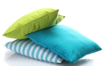 Come lavare i cuscini in casa in modo naturale