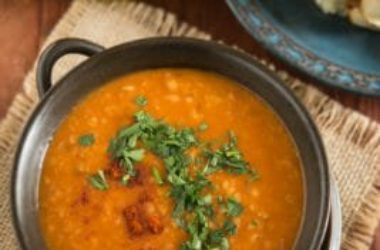 Una ricetta semplice e salutare: la zuppa di pomodoro e bulgur