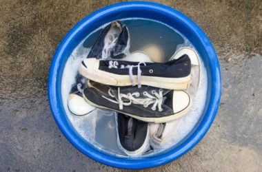Come pulire le scarpe da ginnastica con metodi naturali