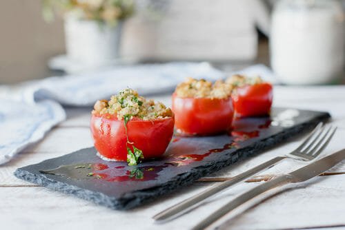 Pomodori ripieni al forno: ricetta ed ingredienti
