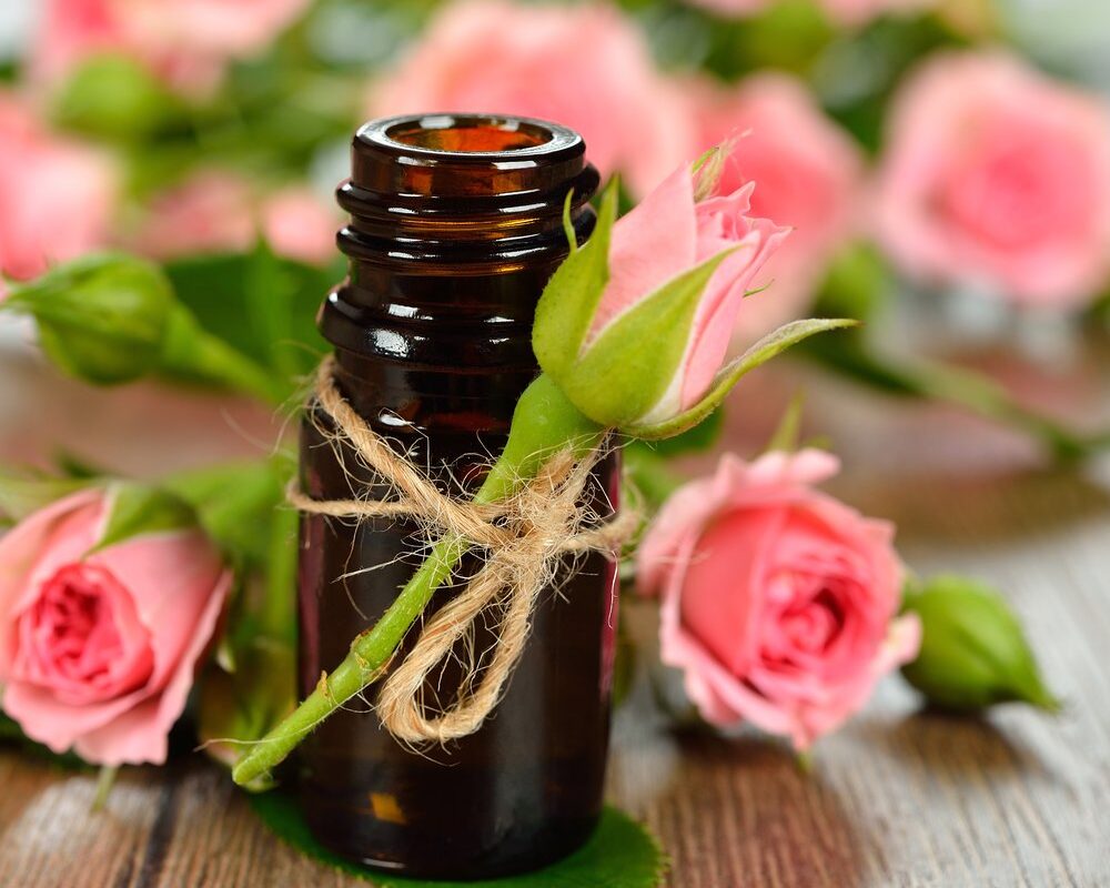 olio essenziale di rosa