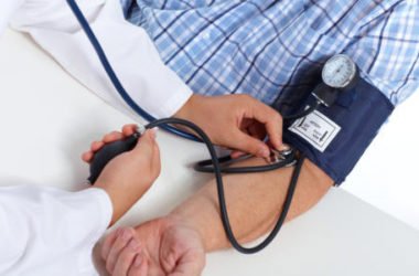 Come cercare di abbassare la pressione con metodi naturali
