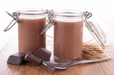 Crema al cioccolato: ricetta classica e vegana