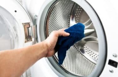 Trucs et astuces pour nettoyer votre machine à laver naturellement
