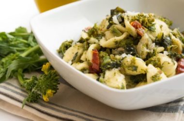 Cime di rapa: benefici, proprietà e ricette