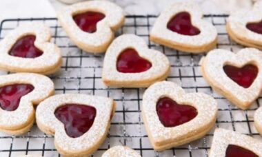 Biscotti San Valentino, 3 ricette veg per gli innamorati