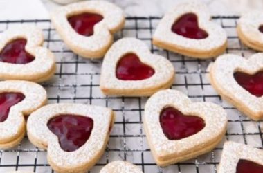 Biscotti San Valentino, 3 ricette veg per gli innamorati