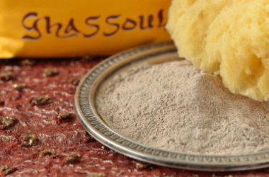 Ghassoul, un’argilla saponifera purificante, assorbente e detergente