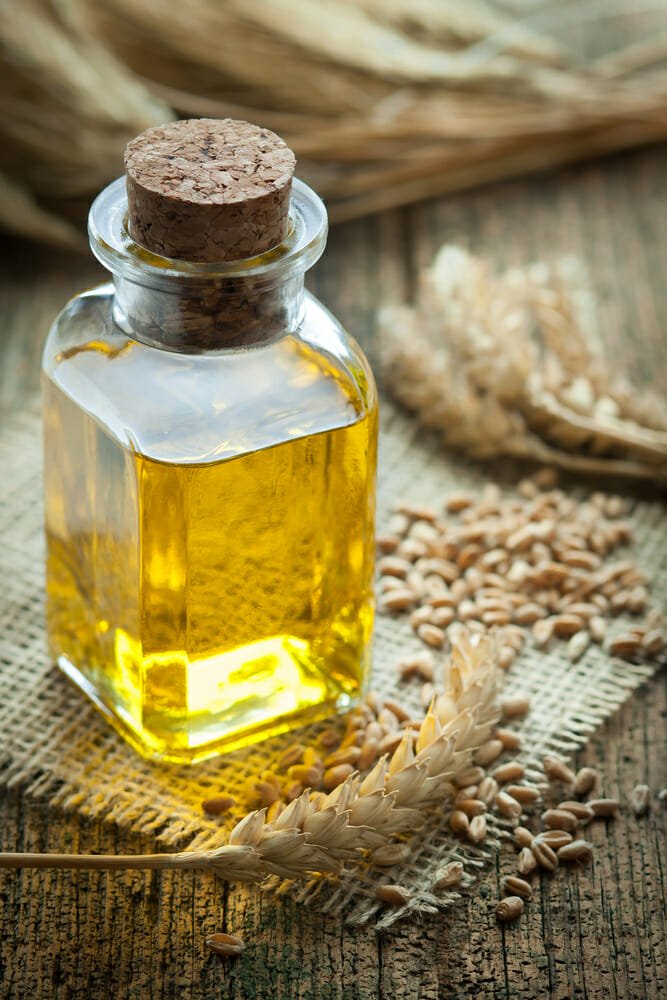 Utilizzii, benefici e proprietà dell'olio di germe di grano