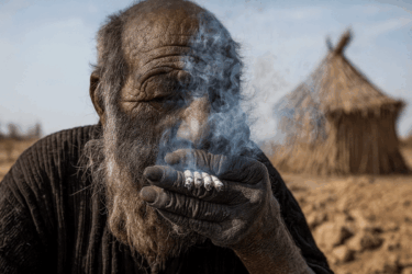 L’uomo che non si lava da più di 60 anni