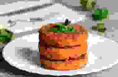 Burger vegetali fatti in casa: ricetta con ceci e patate