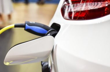 Come saranno le auto nel 2030? Il 20% elettriche, diesel sparito