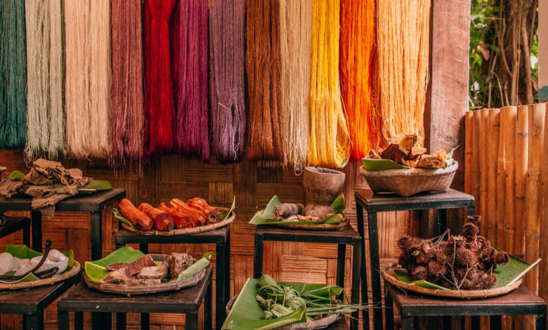 Colorare i tessuti in maniera naturale