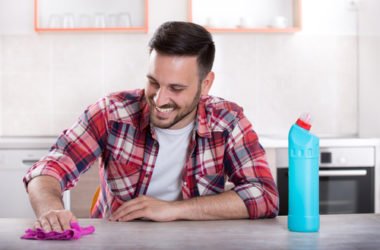 Consigli su come pulire la cucina in modo ecologico