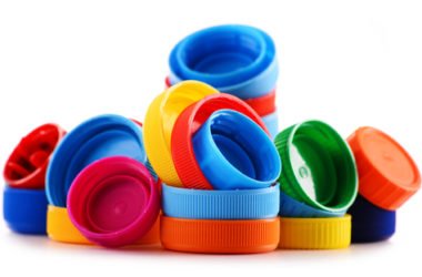 Raccolta tappi plastica: per beneficenza ma anche idee di riciclo