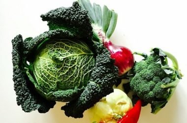 Uno degli ortaggi più nutrienti e salutari che si conoscano: il cavolo