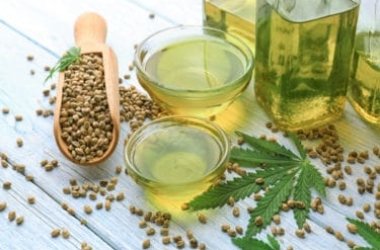 Proprietà e utilizzi dell’olio di canapa, un prodotto naturale tutto da scoprire e senza sostanze psicoattive!