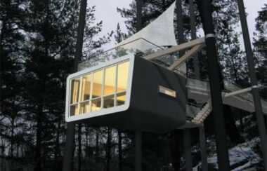 Un albergo sugli alberi: il Tree Hotel di Harads in Svezia