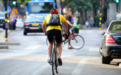 Perché i ciclisti non rispettano i segnali stradali? Problemi e soluzioni