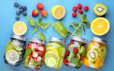 Provate queste cinque varianti di acque aromatizzate detox fai da te