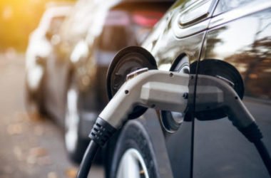 Assicurazioni per auto elettriche: si risparmia davvero?